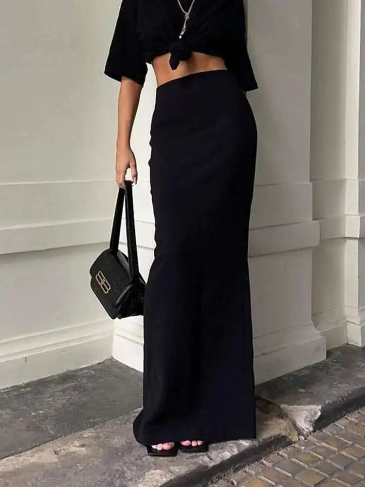 Black Seamless Straight Maxi Skirt